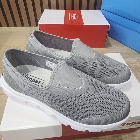 Propét Womens Travelactiv Slip-On Shoes Size 7 N (AA) Silver Lightweight & Mesh - Picture 1 of 8